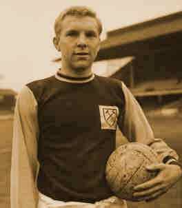 Bobby Moore Biography/Chronology | Britain Unlimited