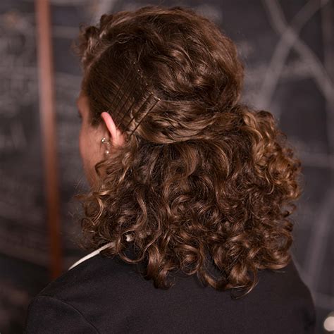 Top 8 Curly Professional Hairstyles You Can Wear to Work