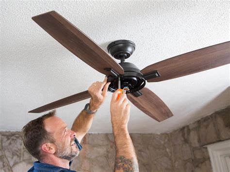 Four Reasons To Install Ceiling Fans And How To Do It | nanojury