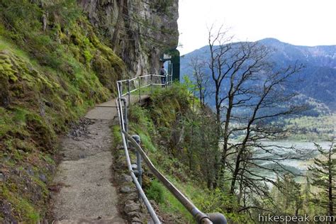 Beacon Rock Trail | Washington | Hikespeak.com