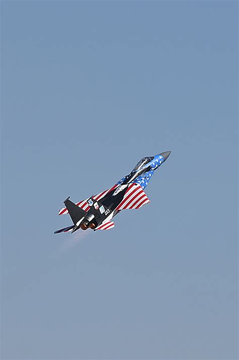 144th FW signs heritage jet > Air National Guard > Article Display