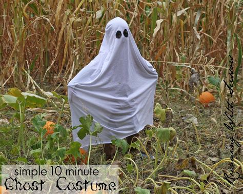 Running With Scissors: Easy DIY Ghost Costume