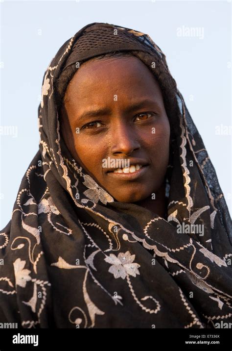 Afar Tribe Woman, Assaita, Afar Regional State, Ethiopia Stock Photo ...