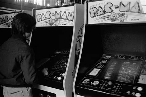 Throwback photos from old video game arcades | Arcade, Old video ...