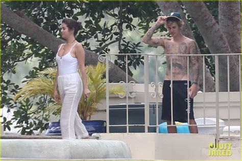 Justin Bieber & Selena Gomez Kiss in Jamaica - See the PDA Pics: Photo ...