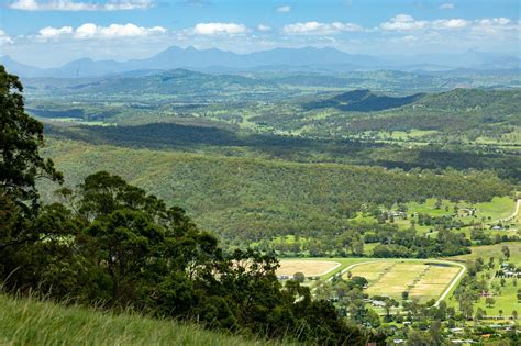 Hang Glider Launch really is a fantastic little spot. : r/brisbane