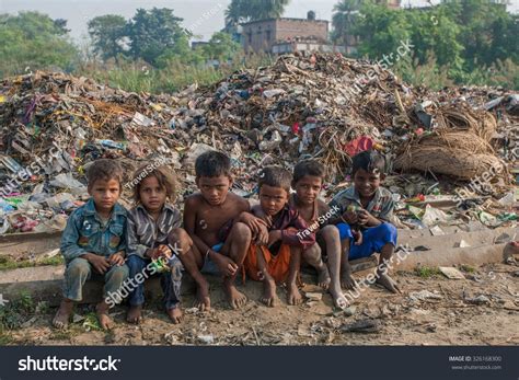 552,066 Poverty Images, Stock Photos & Vectors | Shutterstock