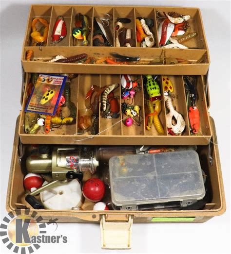 FISHING TACKLE BOX, FULL OF TACKLE - Kastner Auctions