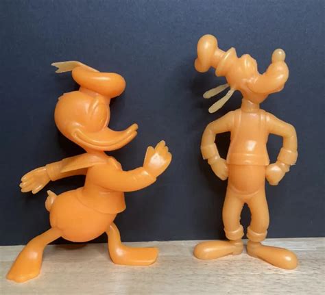 VINTAGE MARX WALT Disney Donald Duck & Goofy Orange 6” Plastic Figure ...
