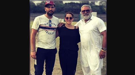 Yuvraj Singh’s conversation with dad on post related to his newborn is adorable | Trending ...