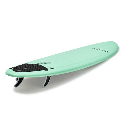 900 Foam Surfboard 7'. Comes with 3 fins.