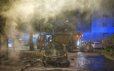 Francia, ancora proteste: 20 arresti e agente ferito la notte scorsa ...