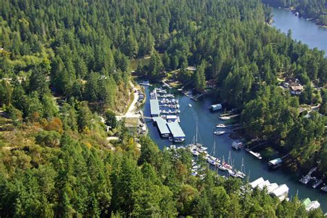 Buccaneer Marina & Resort LTD in Halfmoon Bay, BC, Canada - Marina Reviews - Phone Number ...