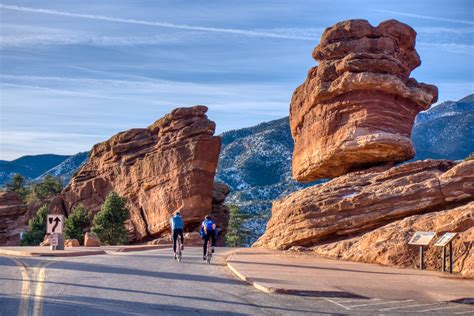 Balanced Rock: A Must-See in Garden of the Gods - Garden of the Gods ...