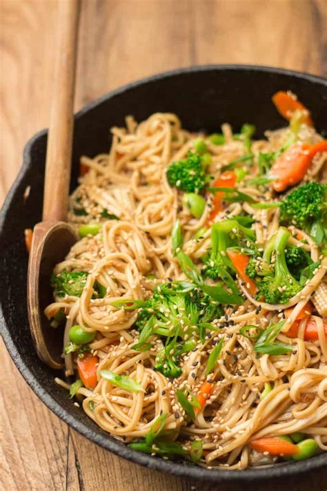 Easy Teriyaki Noodles - Connoisseurus Veg