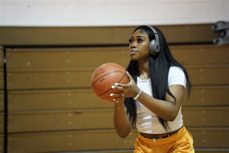 Simeon Alumna Aneesah Morrow Transfers To LSU After Stellar Start To Career At DePaul - Chicago ...