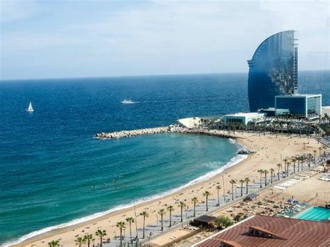 A busy beach with a fun vibe - Review of Playa de La Barceloneta ...