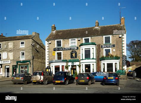 The Golden Lion Market Place Yorkshire Dales England Stock Photo - Alamy