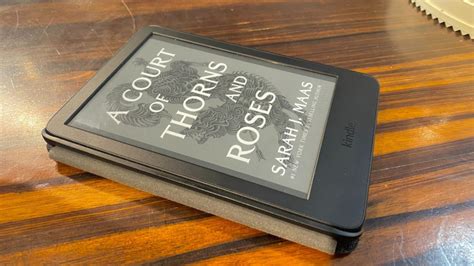 Reviewing Amazon's base Kindle: An excellent starter e-reader to ...