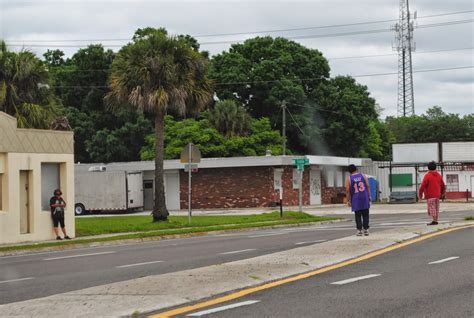 The Carpetbagger: Gibsonton, FL: Last Refuge of the Carnival