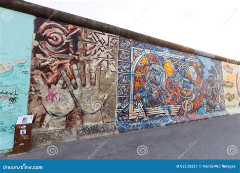 Berlin Wall graffiti editorial photography. Image of background - 53235227