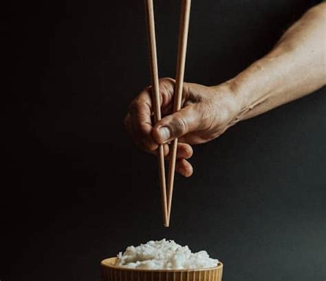 Chopstick Etiquette Japan – Using Chopsticks In Japan - Link Japan Careers