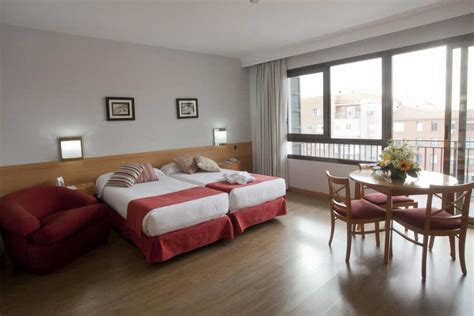 20 Mejores Hoteles Baratos en Madrid -【Guía 2020】