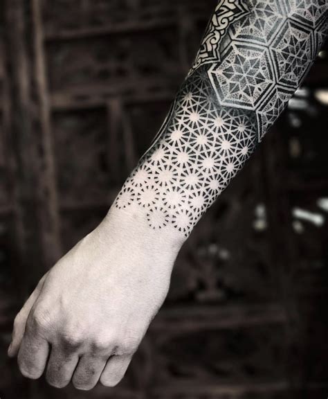 Geometric | Geometric tattoos men, Geometric tattoo pattern, Geometric ...