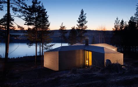 Remote Retreats: 7 Norwegian Cabins Embracing the Wilderness ...