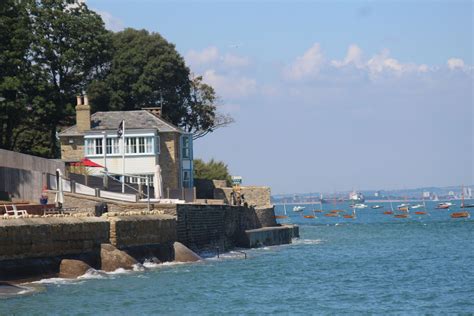 Isle Of Wight, England, Mansions, House Styles, Places, Summer, Photos, Home Decor, Summer Time