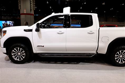 GM Pickup Trucks Dominate the J.D. Power 2021 Top Rated List