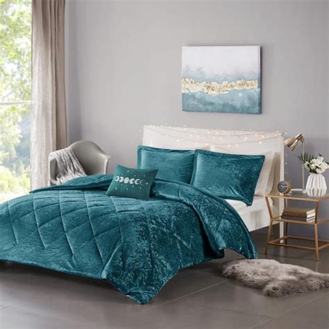 Intelligent Design Isabel 4-Piece Teal Full/Queen Velvet Duvet Cover ...