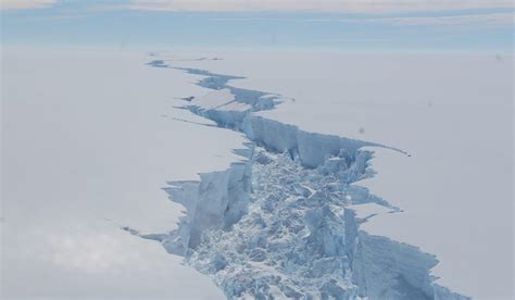 Larsen-C ice shelf most threatened by solar radiation | Polarjournal