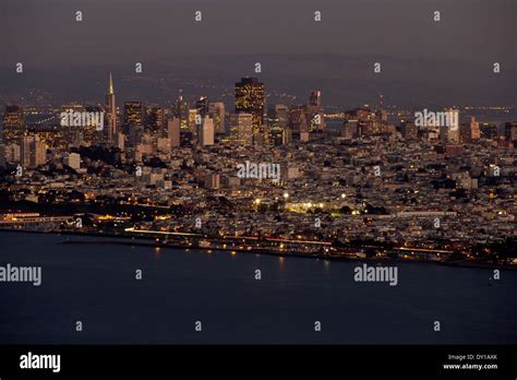 San Francisco skyline at night, San Francisco, California, USA Stock Photo - Alamy