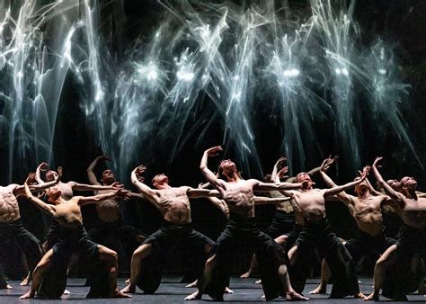 Review: A Trip From Light to Dark With the National Ballet of Canada ...