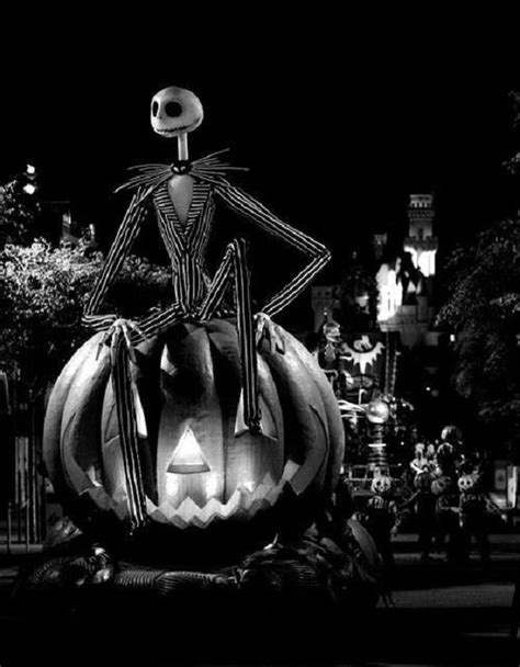 Jack Skellington | Disneyland halloween, Halloween parade, Disney halloween