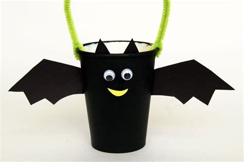 Bat Wings | Free Printable Templates & Coloring Pages | FirstPalette.com | Easy recycled crafts ...