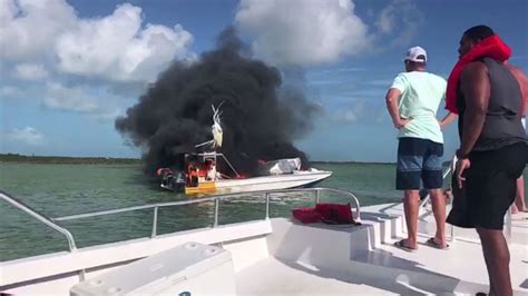 1 dead, 9 injured as tour boat explodes | abc7chicago.com