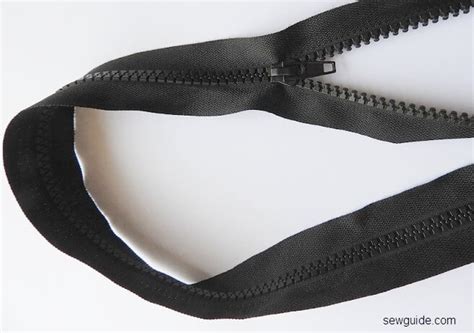 15 Types Of Zippers & A Guide To Different Parts Of A Zipper - SewGuide