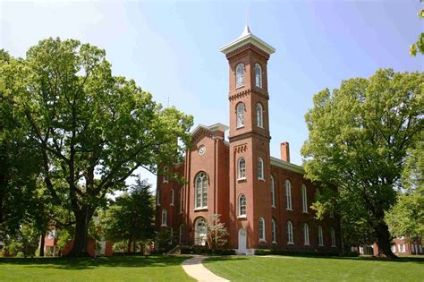 12 Top Colleges and Universities in Illinois