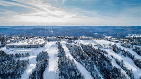 Ski and Snowboard at Snowshoe Mountain Resort WV | Ikon Pass