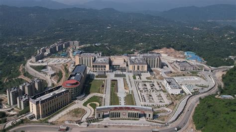 PM Modi inaugurates AIIMS Bilaspur in Himachal Pradesh | 5 points ...