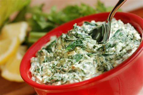 Crock Pot Spinach Artichoke Dip