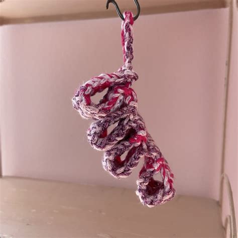 Ribbon Candy - Ornament | Patterns | - Hobbii.com