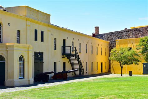 Architectural heritage of Cape Town: A stroll through history