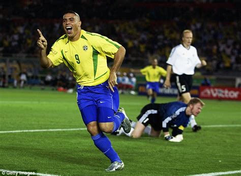 Ronaldo believes Brazil's team at 2002 World Cup is second-best Selecao side ever | Daily Mail ...