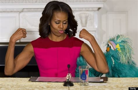 15 Things Michelle Obama Does That We Love But Sasha And Malia Probably Don't | HuffPost