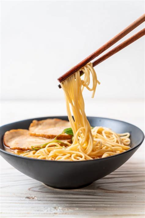 How do you use chopsticks? - FindersFree.com