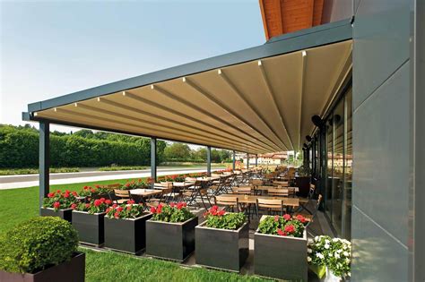 Key Business Benefits Of Awnings | RetractableAwnings.com