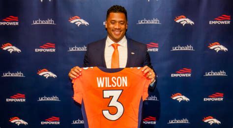 Broncos Nearly Acquired Aaron Rodgers Instead Of Russell Wilson